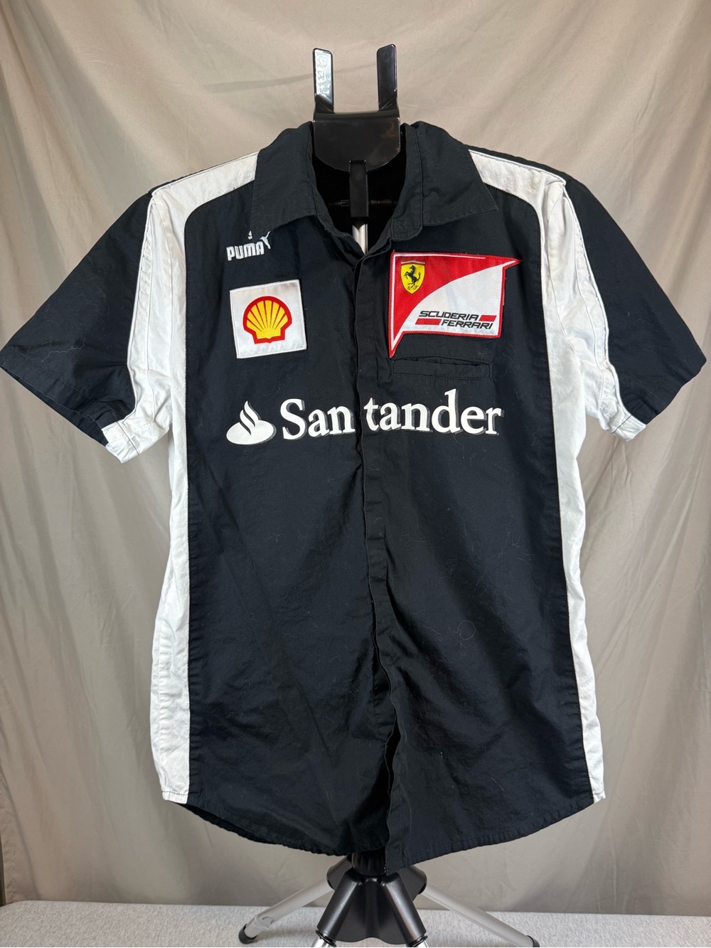 PUMA Scuderia Ferrari F1 Pit Shirt Black/White - Size Large